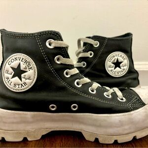 Women’s Size 7 Leather Converse